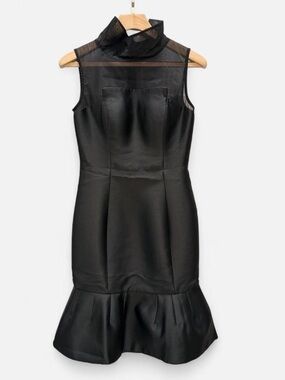 Sleeveless Black Mesh Yoke Mermaid Hem Dress
